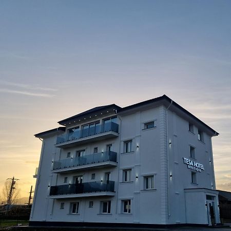 Tesa Boutique Hotel Târgu Neamţ Exterior foto